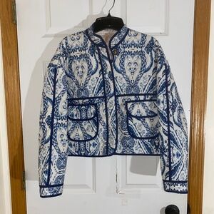 Quilted pattern jacket coat blue navy blue size medium button up pockets NWT